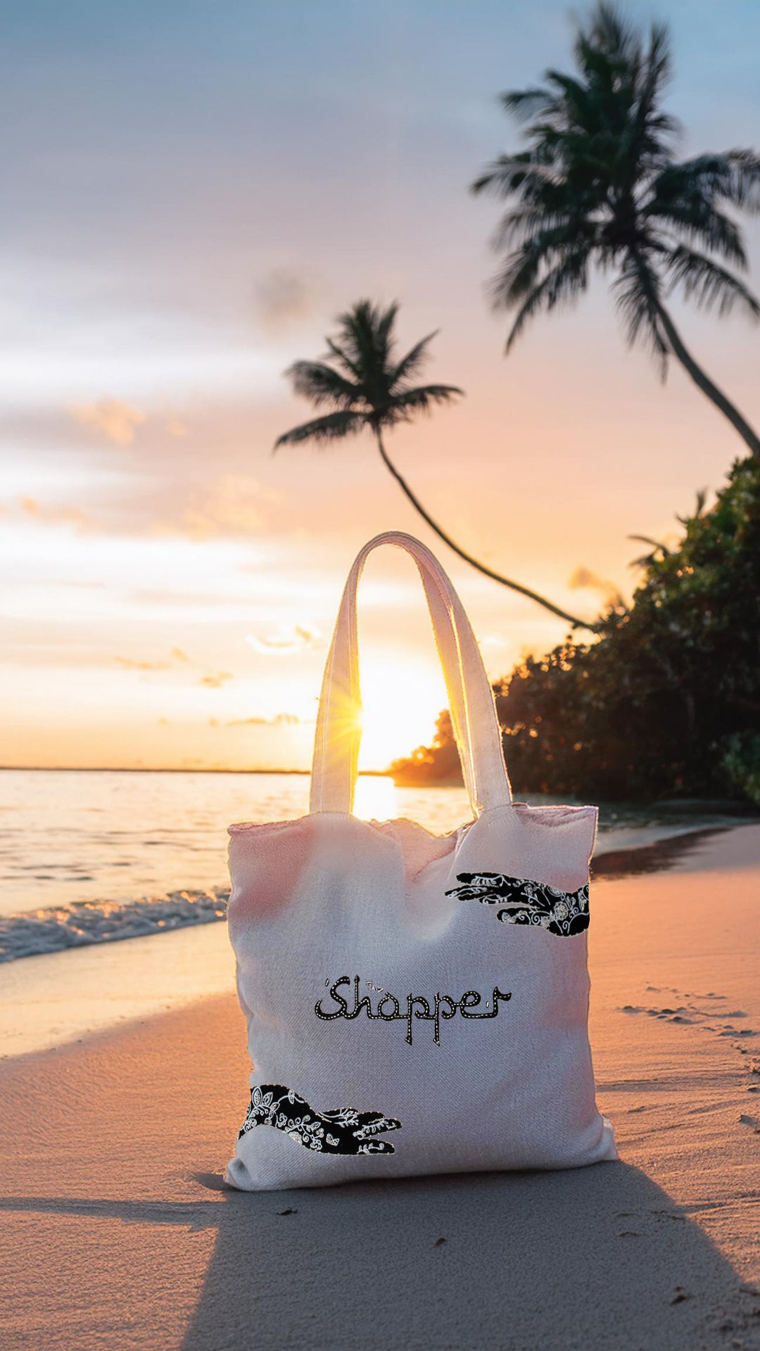 henna_bag_off_white_canvas_bag_on_beach.jpg